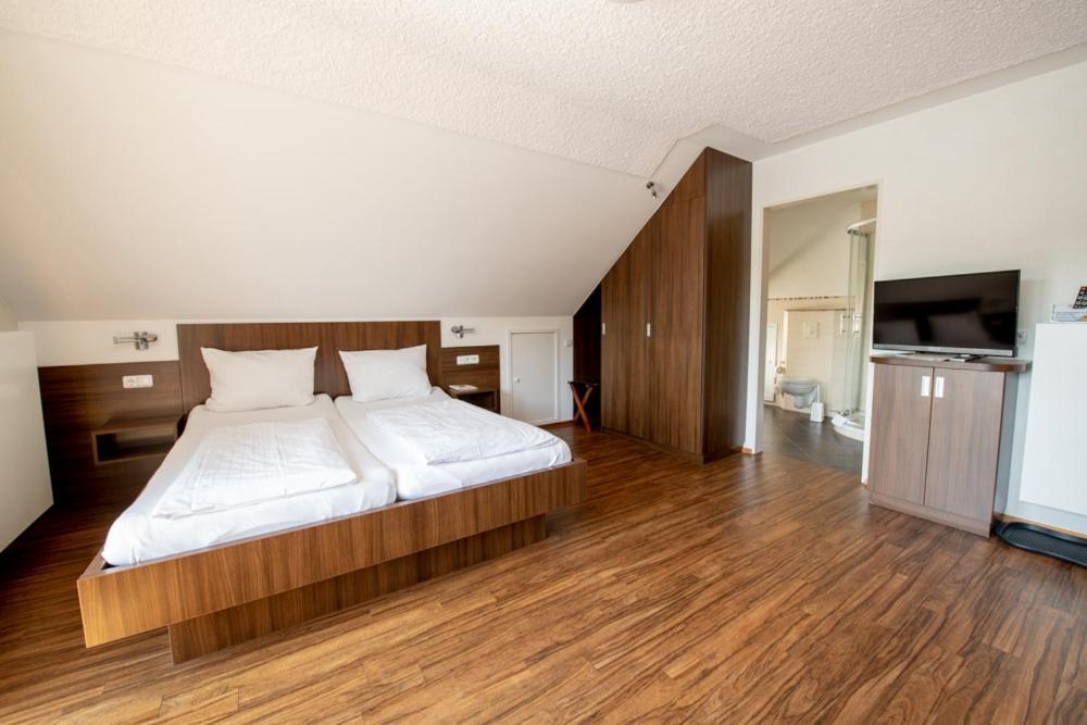 Garni Hotel Henn Simmerath Exterior foto