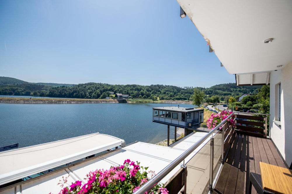 Garni Hotel Henn Simmerath Exterior foto