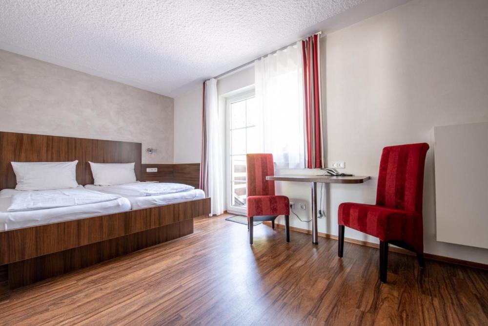 Garni Hotel Henn Simmerath Exterior foto